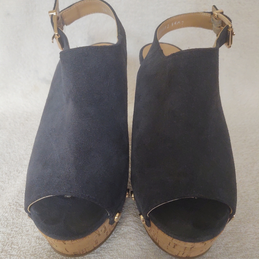 Gillio women's wedge sandals Mex size 24 US 7